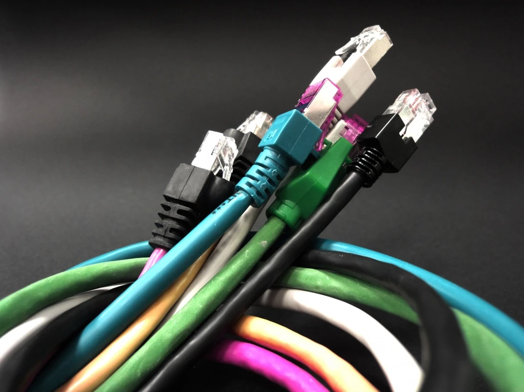 Ukradł kabel telekomunikacyjny ze studzienki