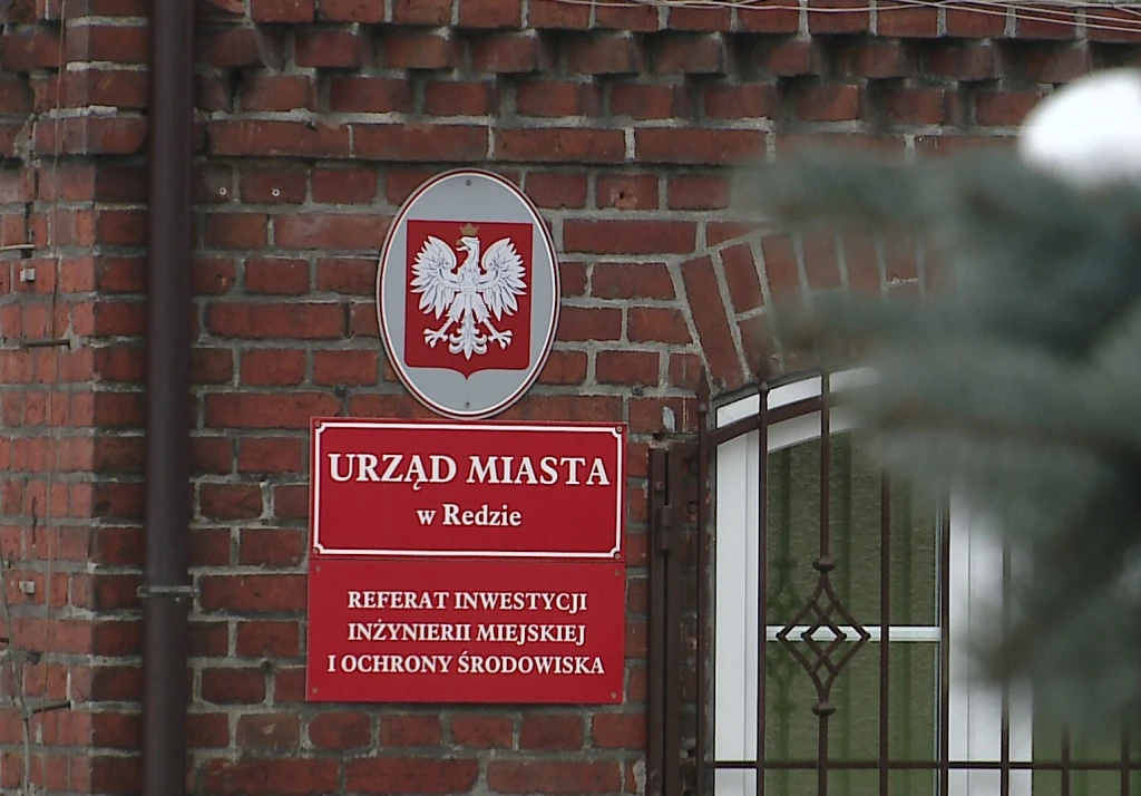 Dwa budynki - jeden urząd