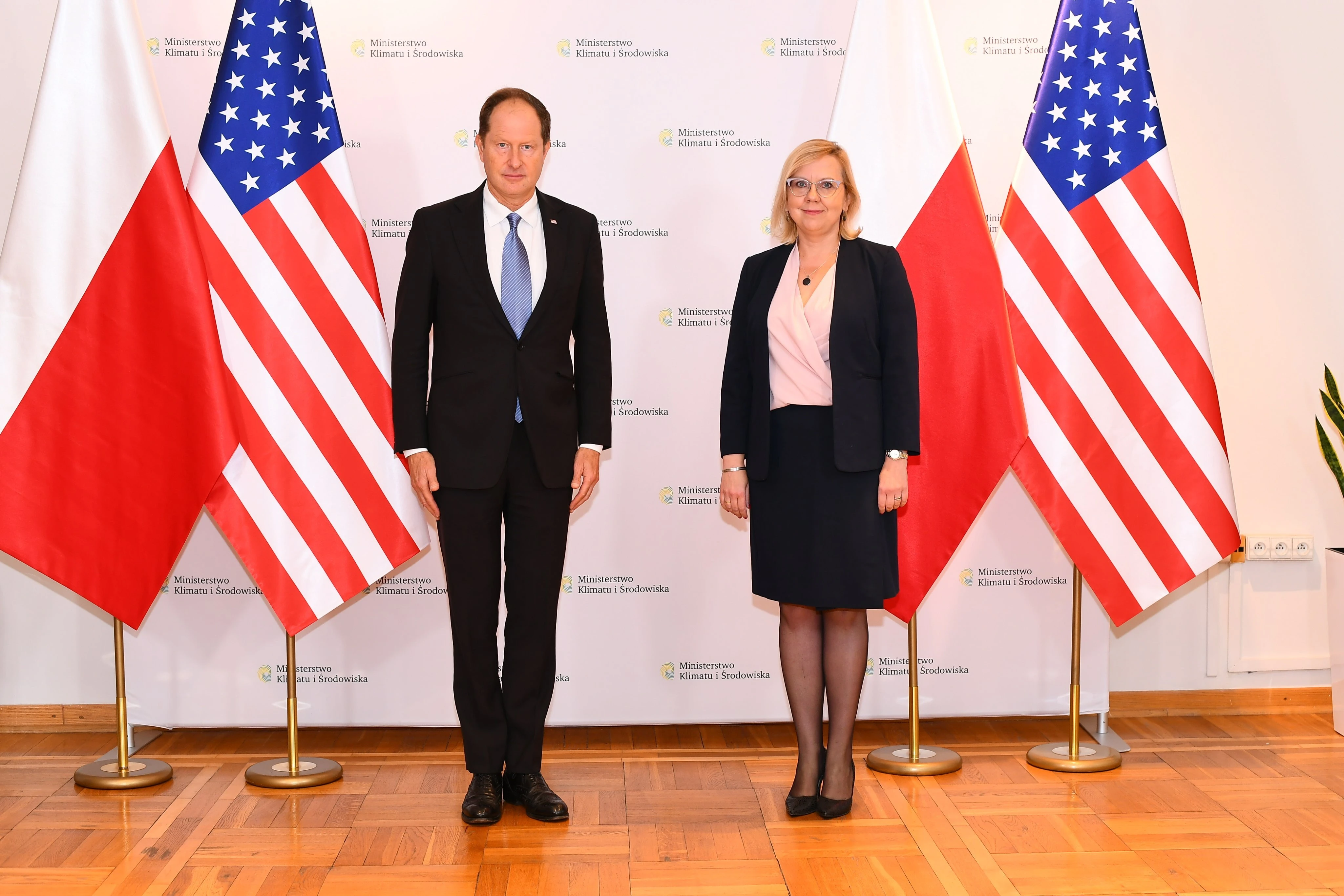 Ambasador Stanów Zjednoczonych w Polsce Mark Brzeziński oraz  minister klimatu i środowiska Anna Moskwa  / Fot. Ministerstwo Klimatu i Środowiska