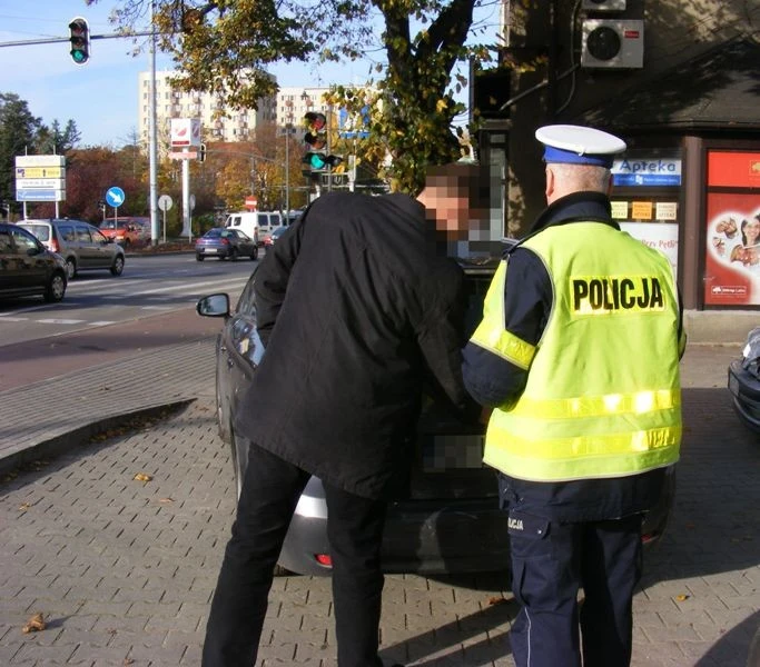 Złamał zakaz sądowy i spowodował kolizję