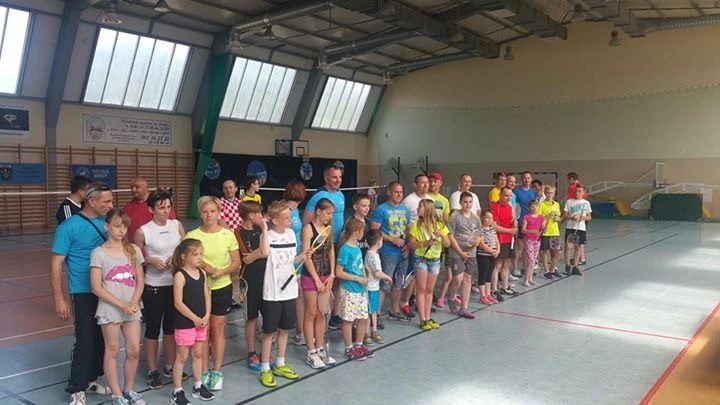 Rodzinny Turniej Badmintona w grze podwójnej w Helu