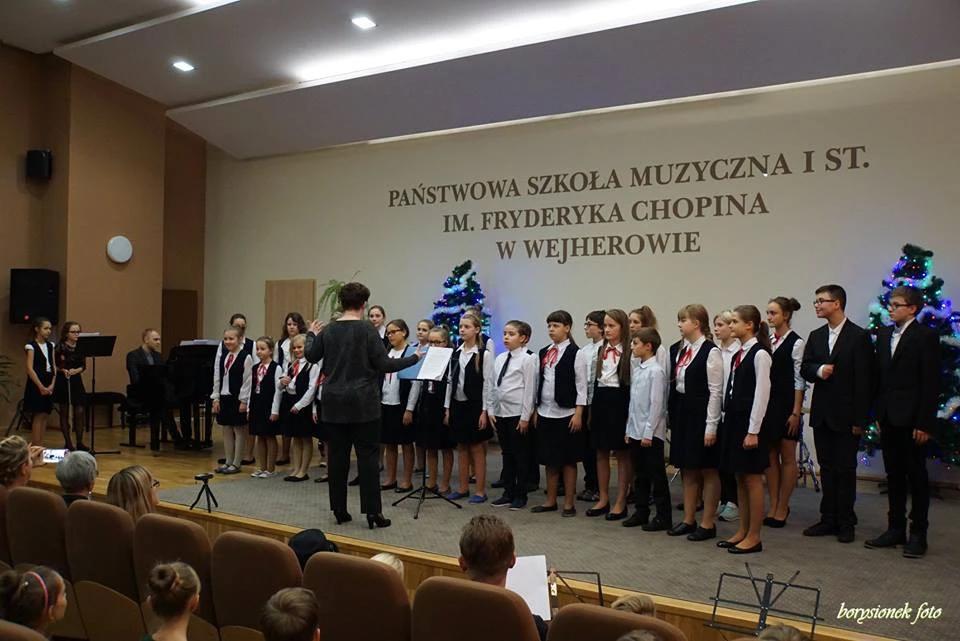 Koncert  'Nauczyciele, Uczniowie Szkole'