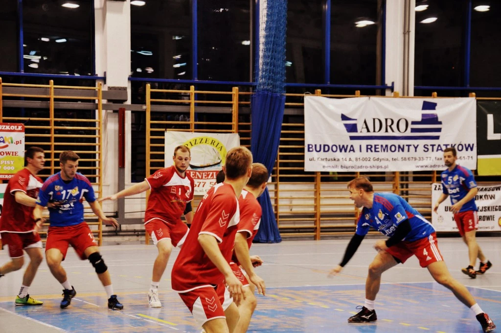 Gigantyczna przewaga Tytanów