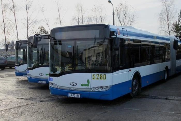 Trójmiasto: Autobusu na telefon nie będzie