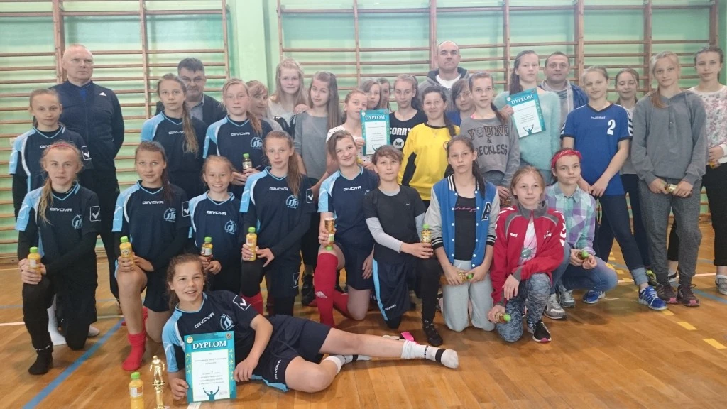Półfinał igrzysk w mini piłce nożnej dziewcząt
