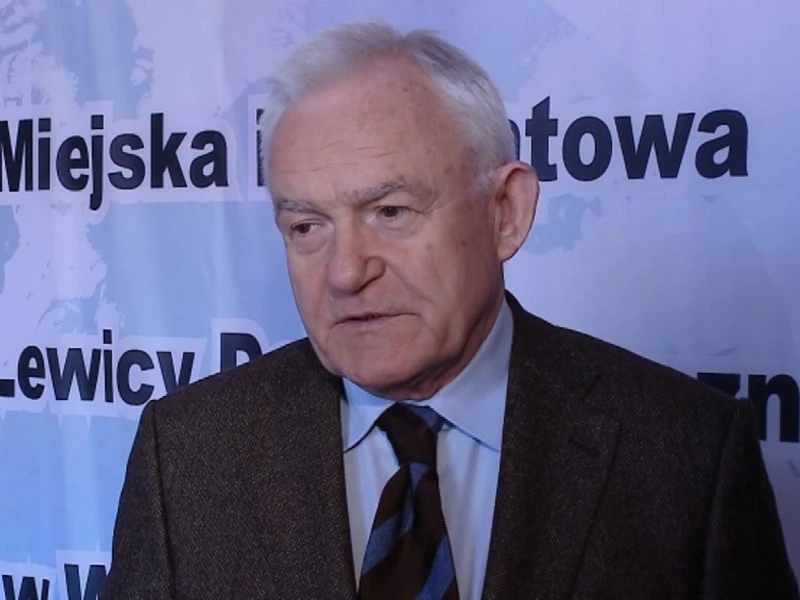 Leszek Miller otworzył biuro w Wejherowie