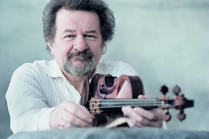 Daniel Stabrawa – Maestro nie tylko skrzypiec w PFB