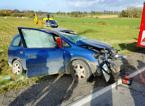 Tragiczny wypadek na DK20. Jedna osoba nie żyje, dwie zostały ranne