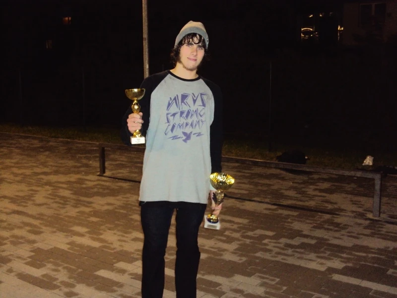Piotr Ebert zwycięzca BEST TRICK 2miejsce Freestyle ride SKATEJAM