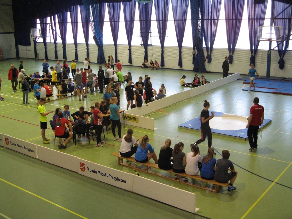 Mistrzostwa Powiatu Wejherowskiego Szkół Gimnazjalnych w Halowej Lekkoatletyce