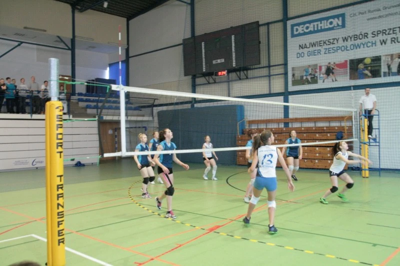 Półfinał Wojewódzkiej Gimnazjady w Piłce Siatkowej Dziewcząt