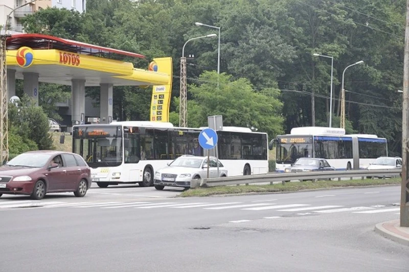 Utrudnienia w ruchu drogowym związane z meczem piłki nożnej