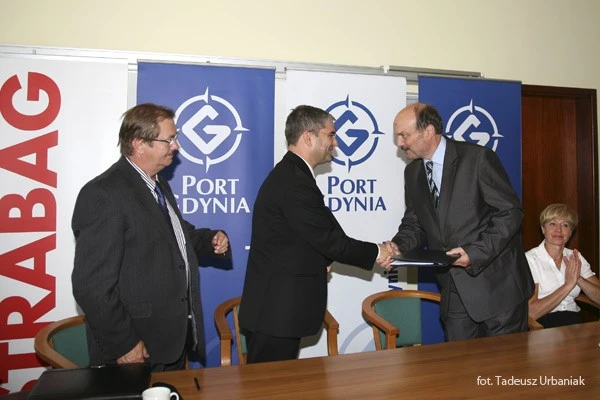 www.port.gdynia.pl