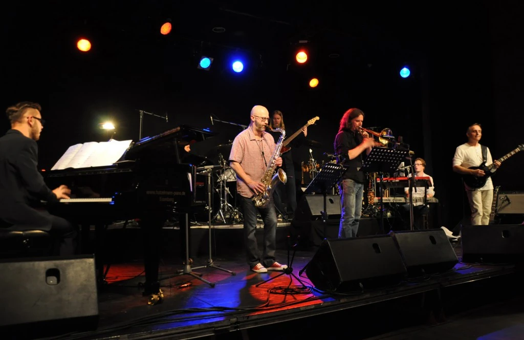 Źródło: loudjazzband.com