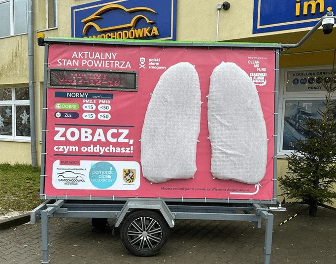 'Mobilne płuca' wystartowały na Pomorzu. W tym roku przyświeca im hasło 'Inhaluj wiedzę, nie SMOG'