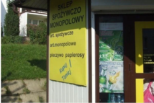 Dłużej otwarte sklepy to więcej chuliganów