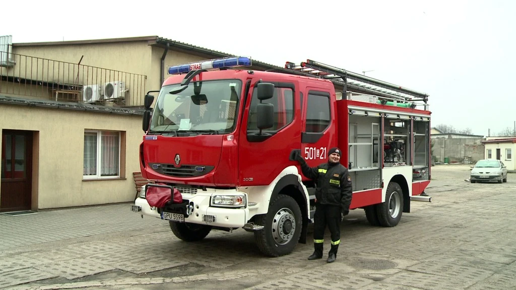 Nowy samochód ratowniczo-gaśniczy dla puckich strażaków