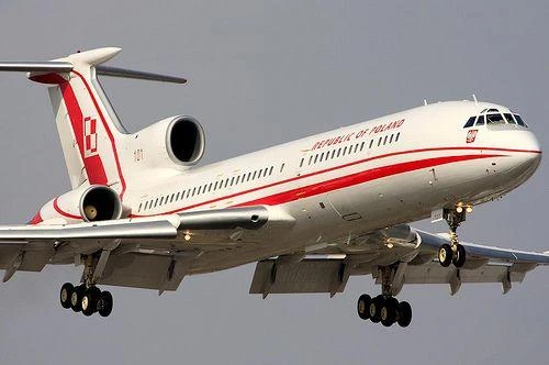 Gdynia: Tupolev Tu-154M na gdyńskim lotnisku
