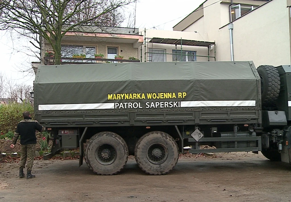 Wojenne pociski przy podstawówce