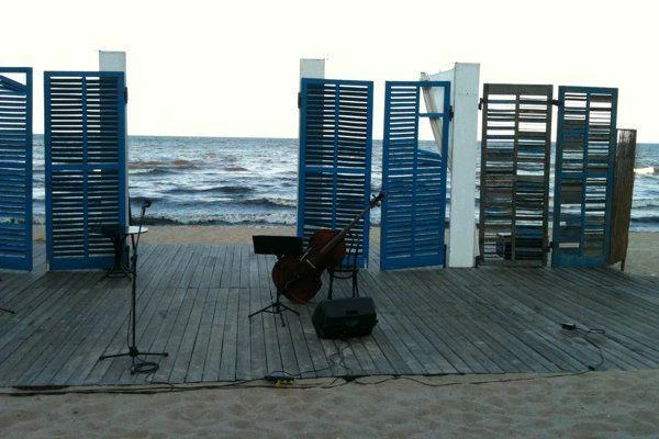 Gdynia: Tea -Tralna  zaprasza na plaże