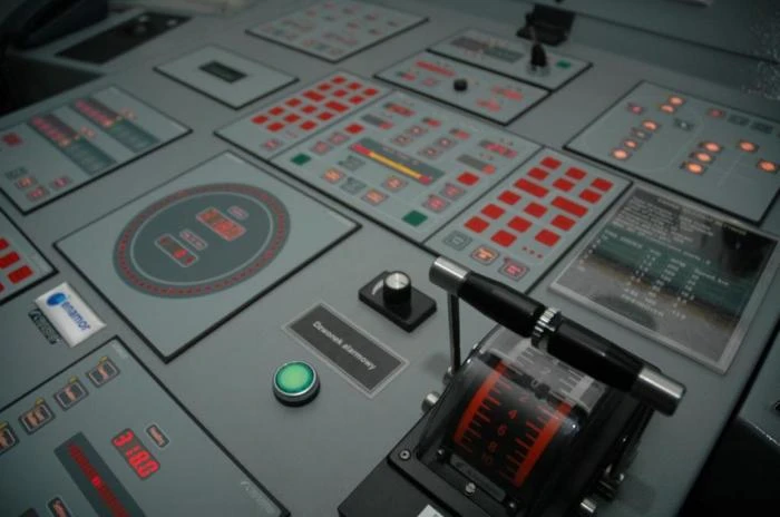 symulator mostka nawigacyjnego