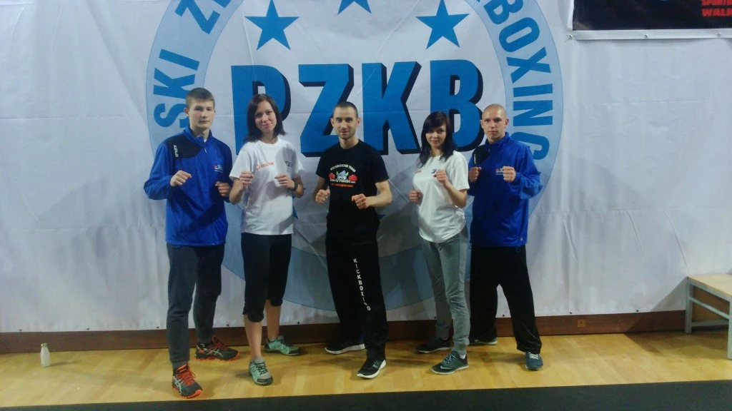 Mistrzostwa Polski juniorów w kickboxingu. Medale zawodników z powiatu wejherowskiego